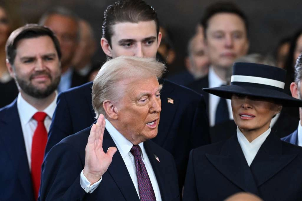 Svijet čeka istek Trumpovog roka za carine za Kanadu, Meksiko i Kinu